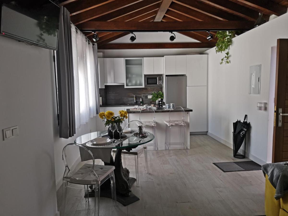 Appartement Fg Albayzin Apartamento Deluxe Con Terraza Vistas Y Parking Gratis à Grenade Extérieur photo
