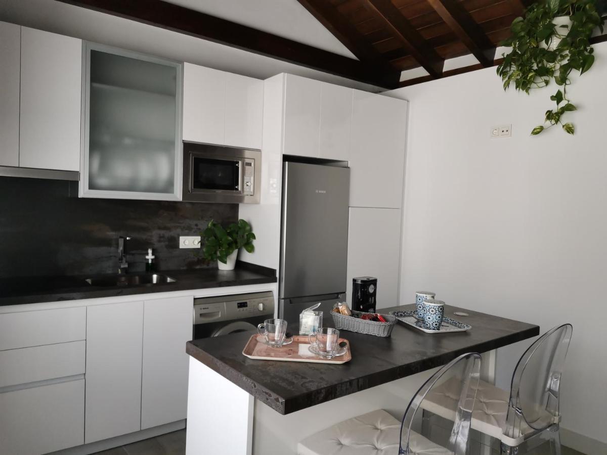 Appartement Fg Albayzin Apartamento Deluxe Con Terraza Vistas Y Parking Gratis à Grenade Extérieur photo